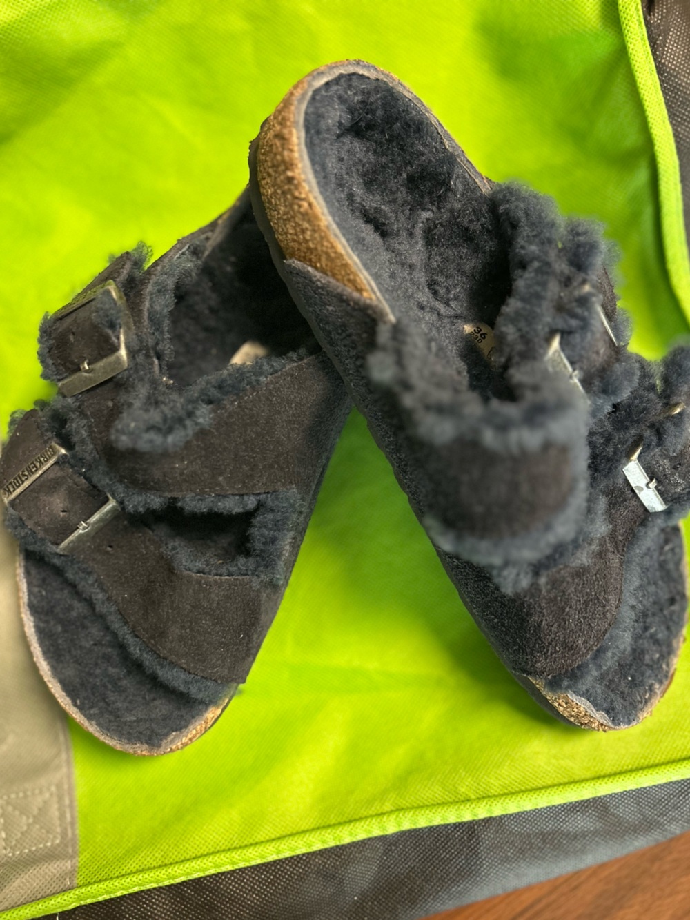Birkenstock  Arizona blue & Black Faux-Suede Shearling Slide Sandals size 5(36)